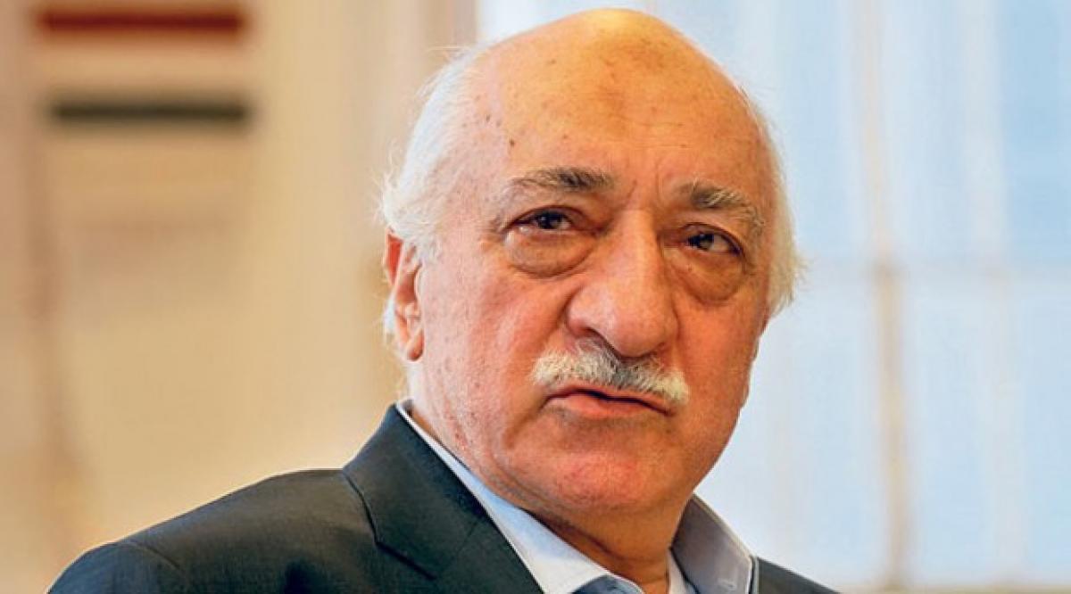 US ready to discuss cleric Gulen extradition with Turkey